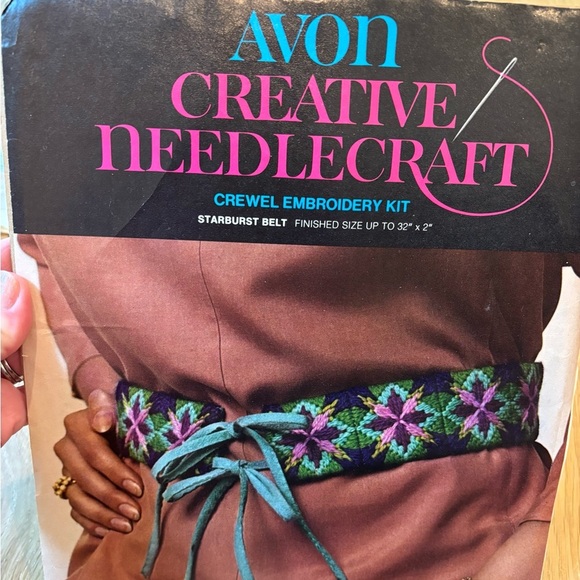 Vtg Avon Needlecraft Belt Kit 1970s Colorful Boho NIP - Picture 1 of 4